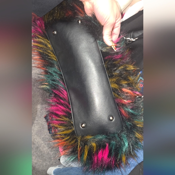 🍁🍂RARE HTF NWOT VINTAGE BETSEY JOHNSON SHOWSTOPPER FUR TOTE - Picture 7 of 7